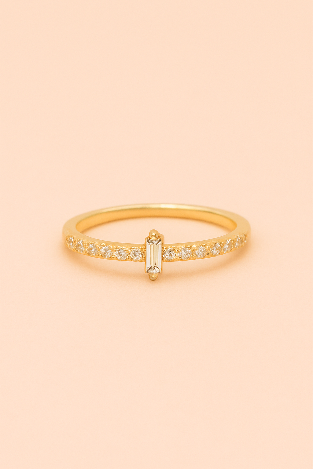 Regal Linea Lab Grown Diamond Ring