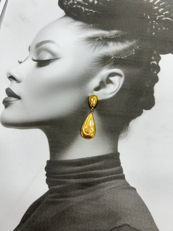 Lumé Drop Earring