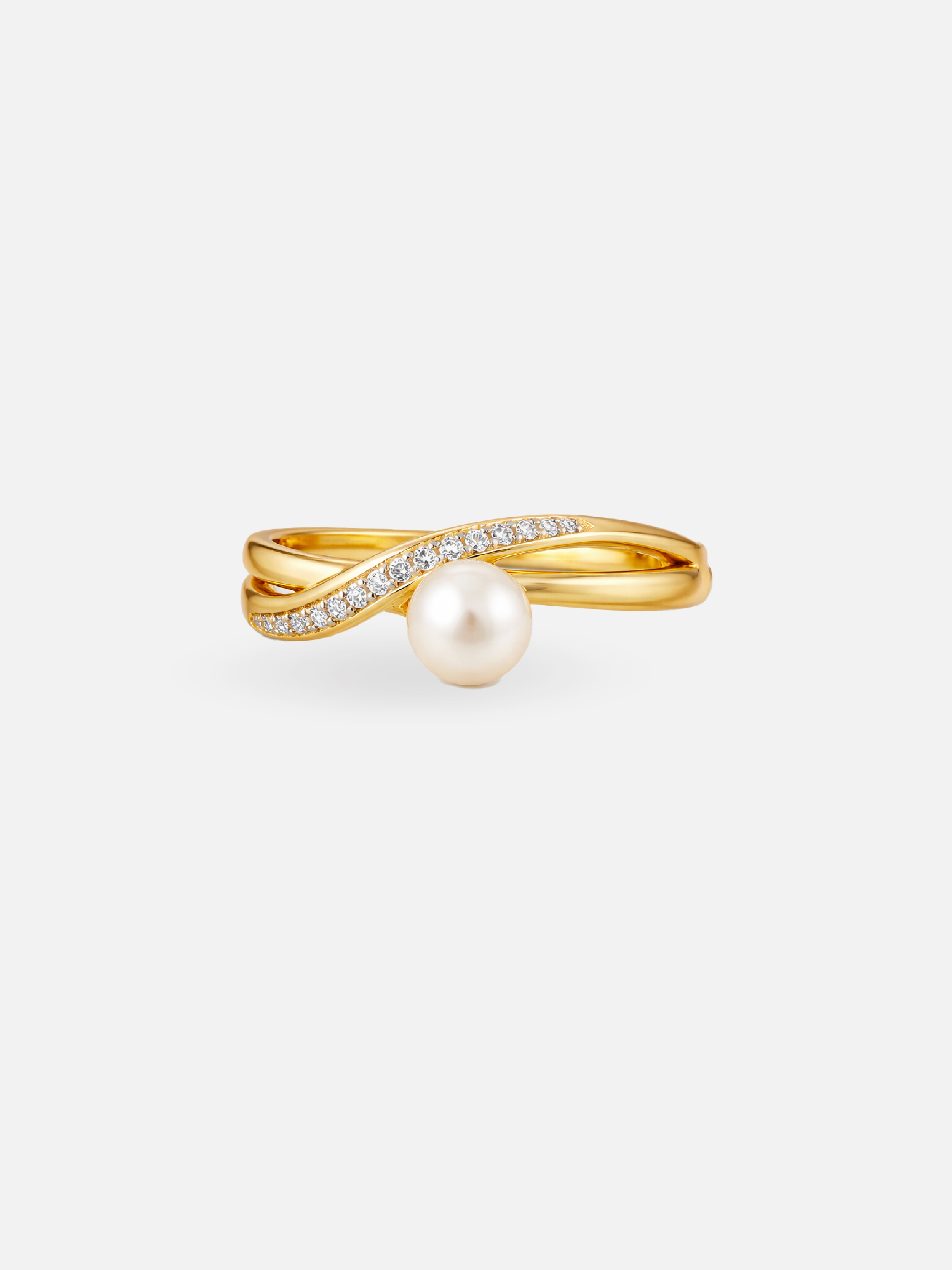 Luxury Gold Pearl Ring with Diamond